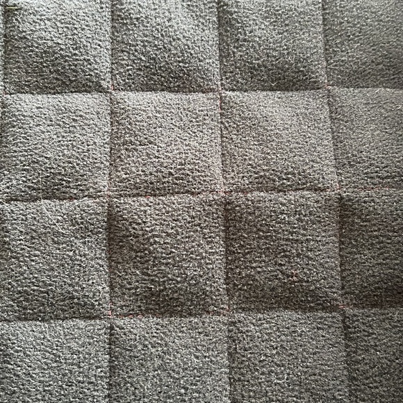 Daniel Cremiuex red vest.  Size XL - Picture 12 of 12